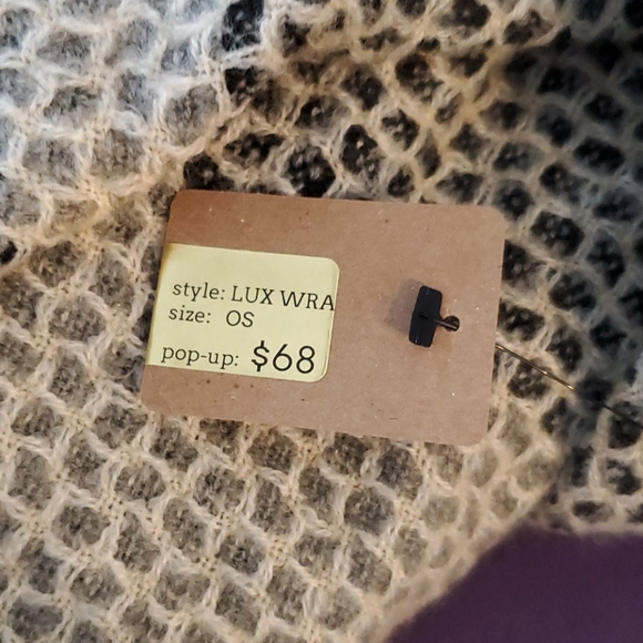 Lux Wrap - Picture 6 of 6